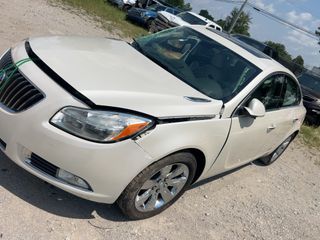 2012 Buick Regal Premium 1 - Exterior Front Left Corner Image